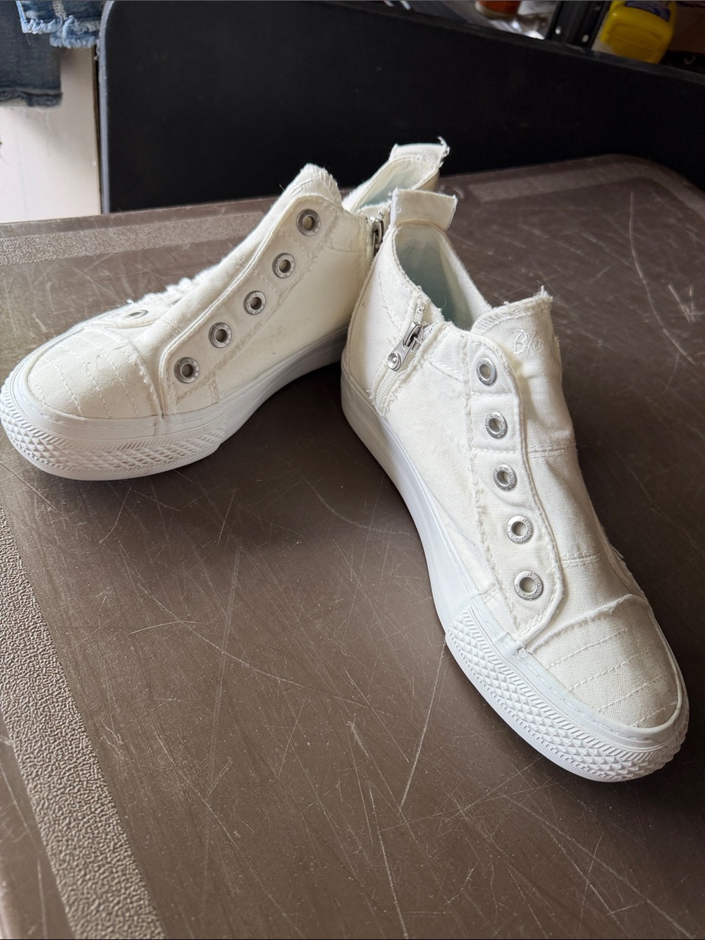 Blowfish White Canvas Slip-On Sneakers with Frayed Trim